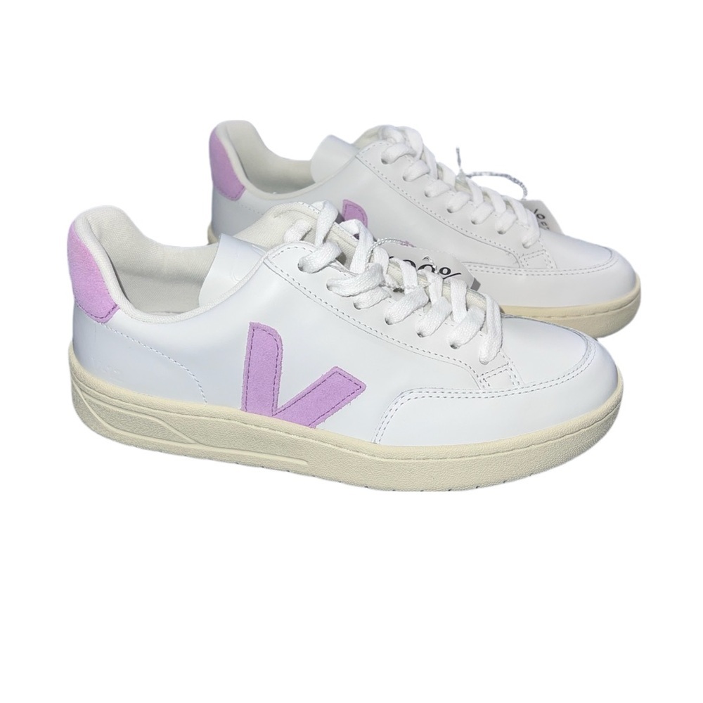 VEJA V-12 Sneakers Women’s 7 EU 38 New With Tags